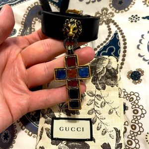 Gucci Lion Head Cross Bracelet
